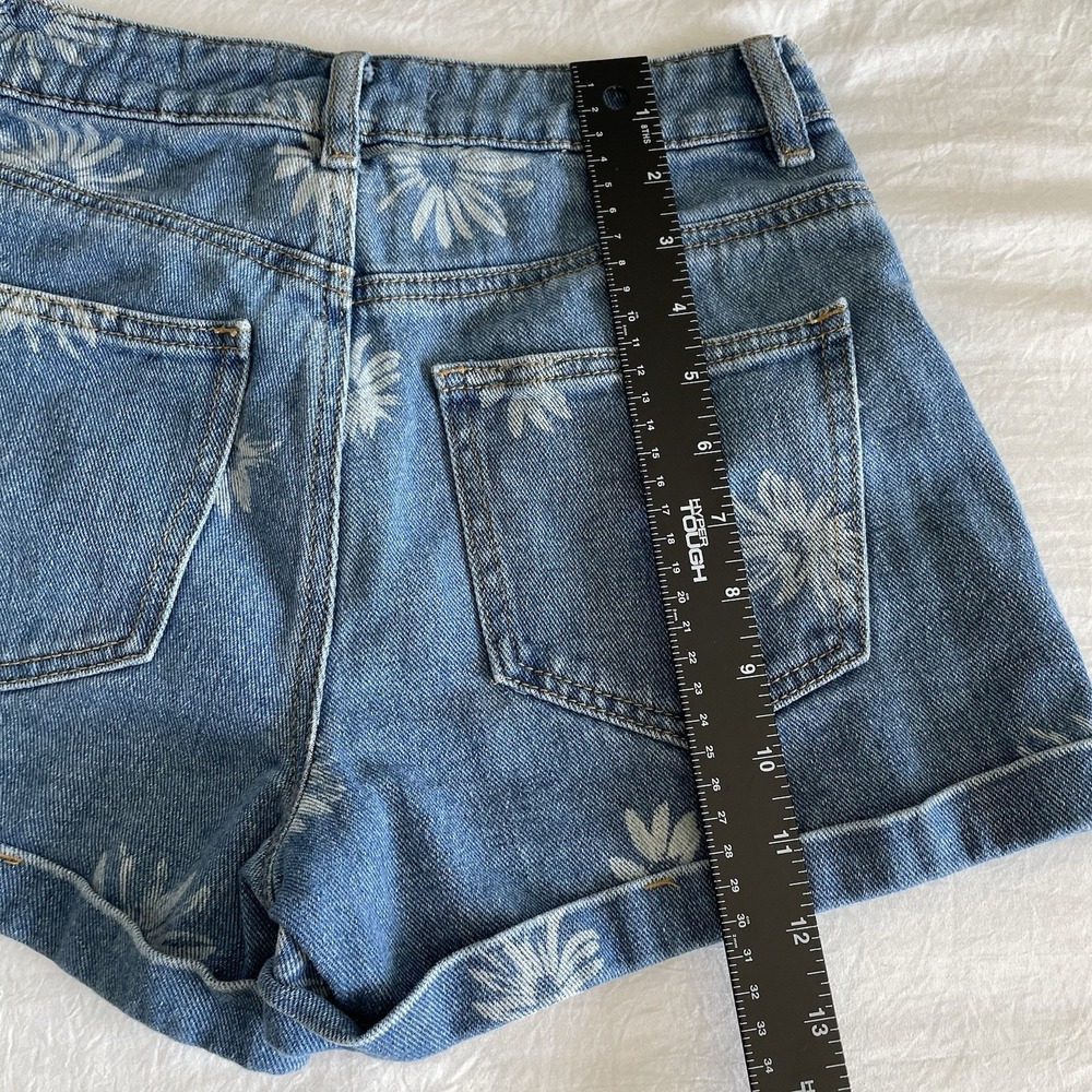 PacSun Mom Short Shorts 24 Daisy Floral Print Denim High Rise Surfer Girl Y2K - Picture 3 of 7